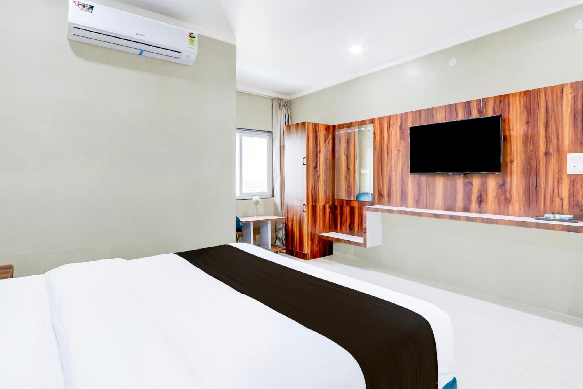 Hotel O Pr Grand Khammam 외부 사진