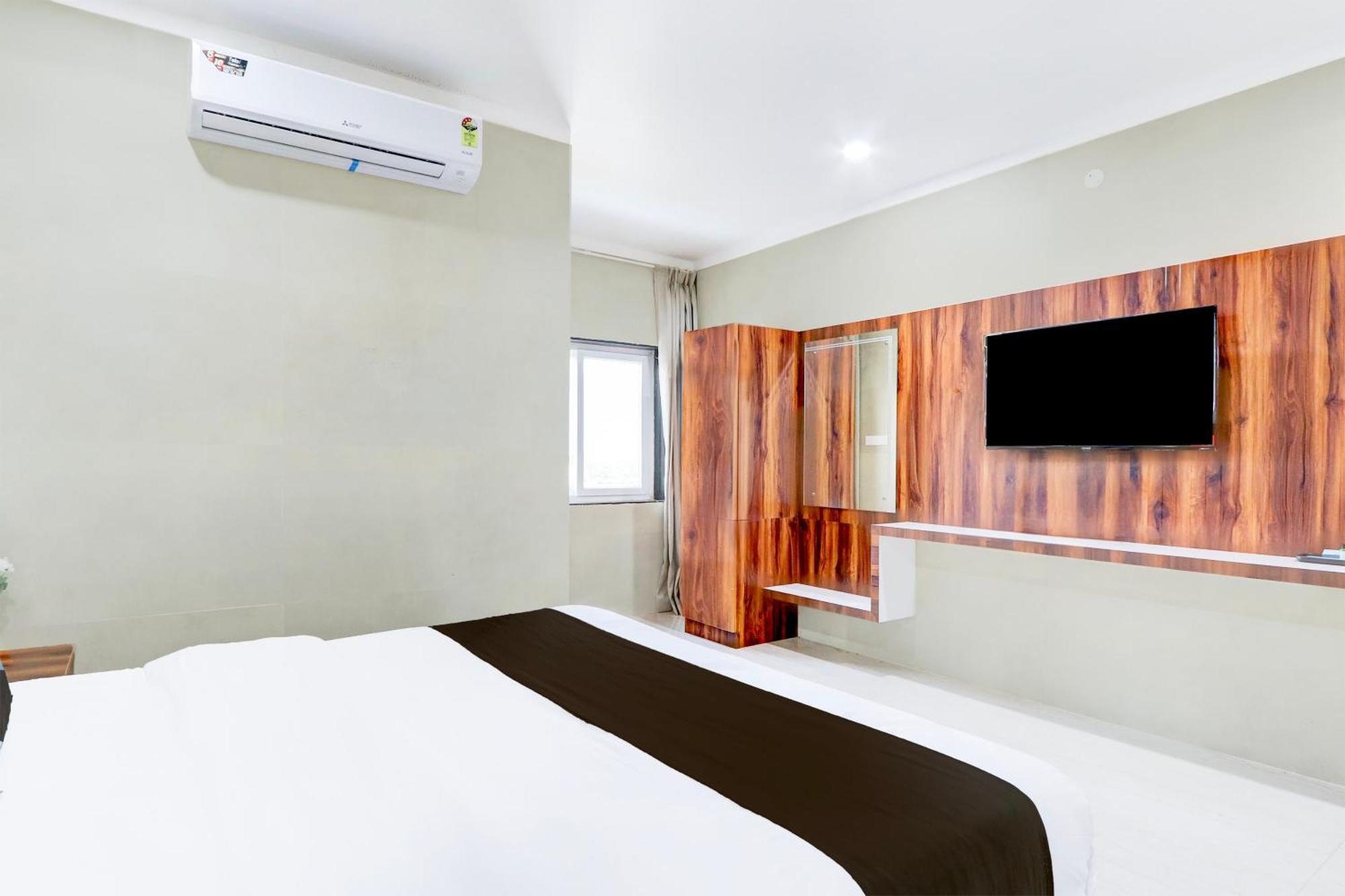 Hotel O Pr Grand Khammam 외부 사진