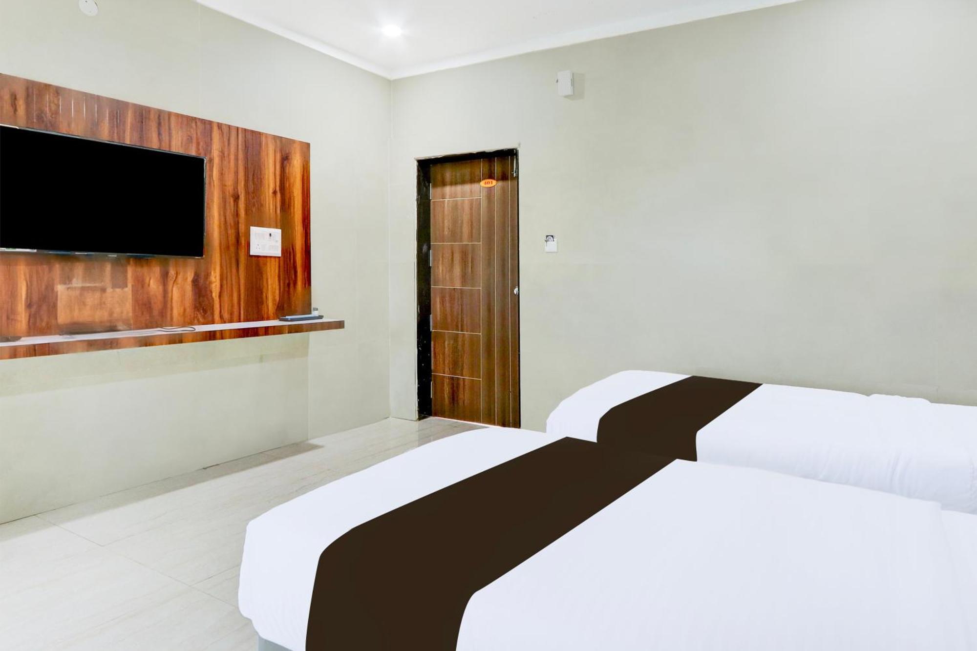 Hotel O Pr Grand Khammam 외부 사진