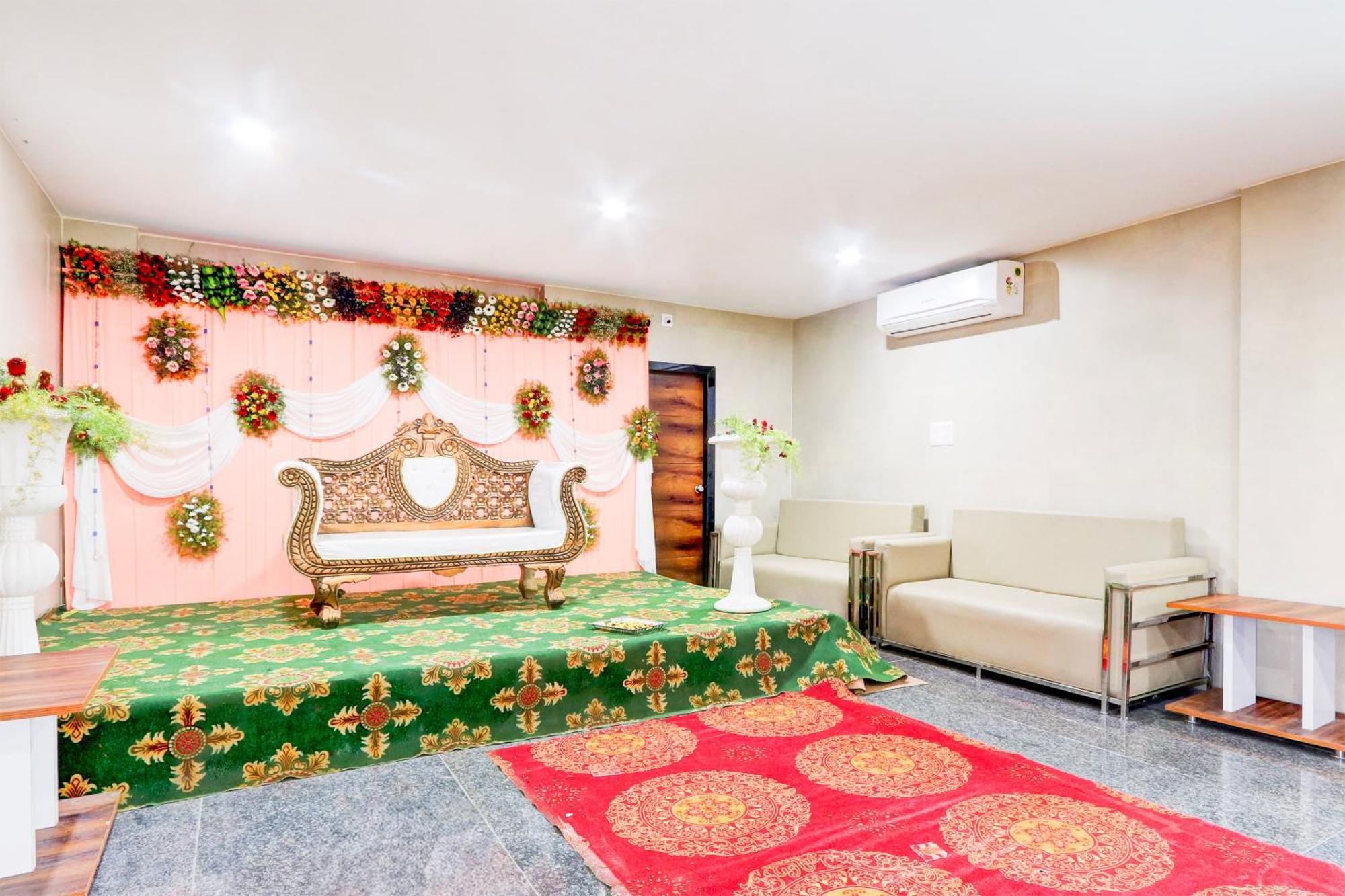 Hotel O Pr Grand Khammam 외부 사진