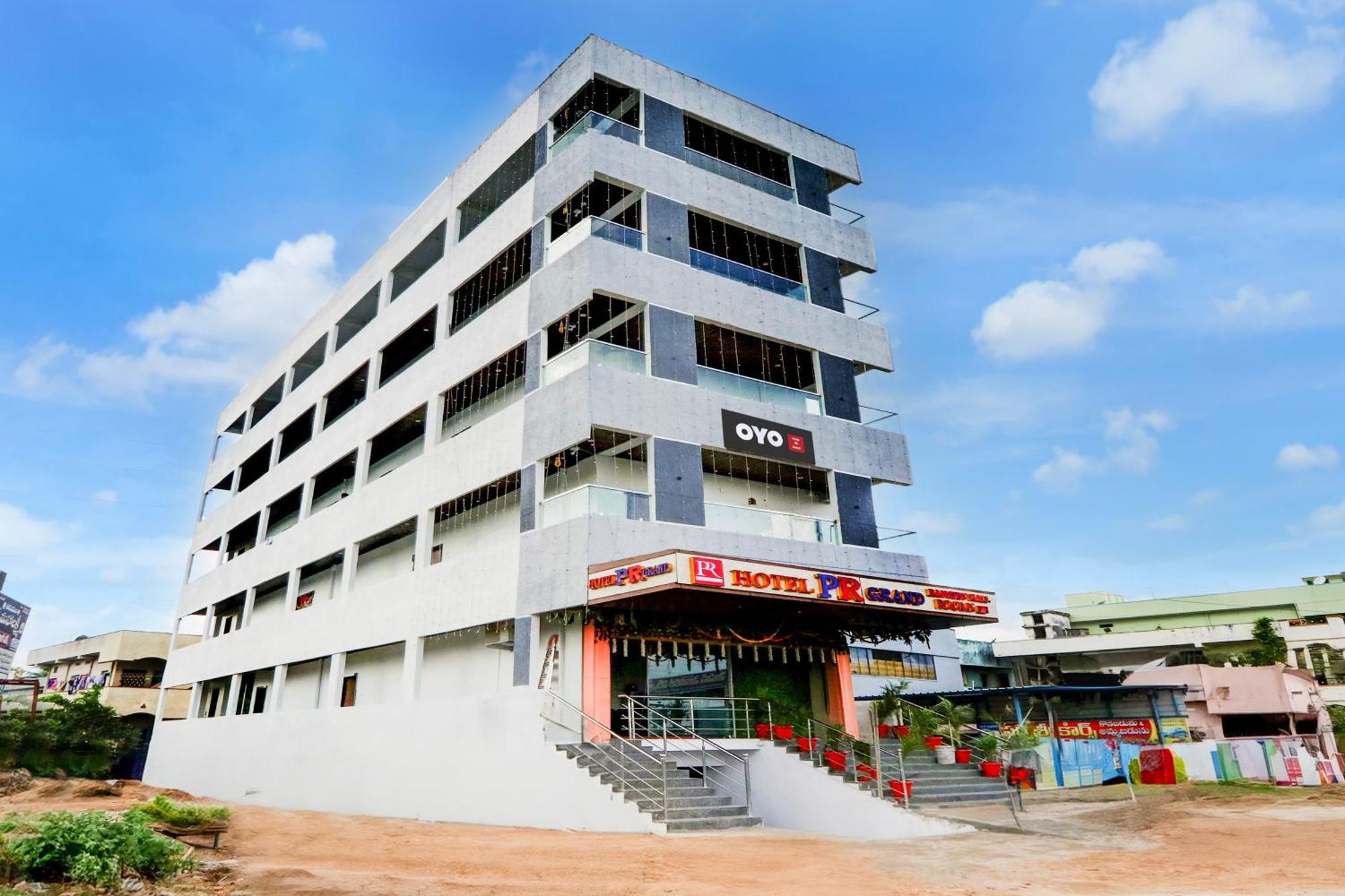 Hotel O Pr Grand Khammam 외부 사진